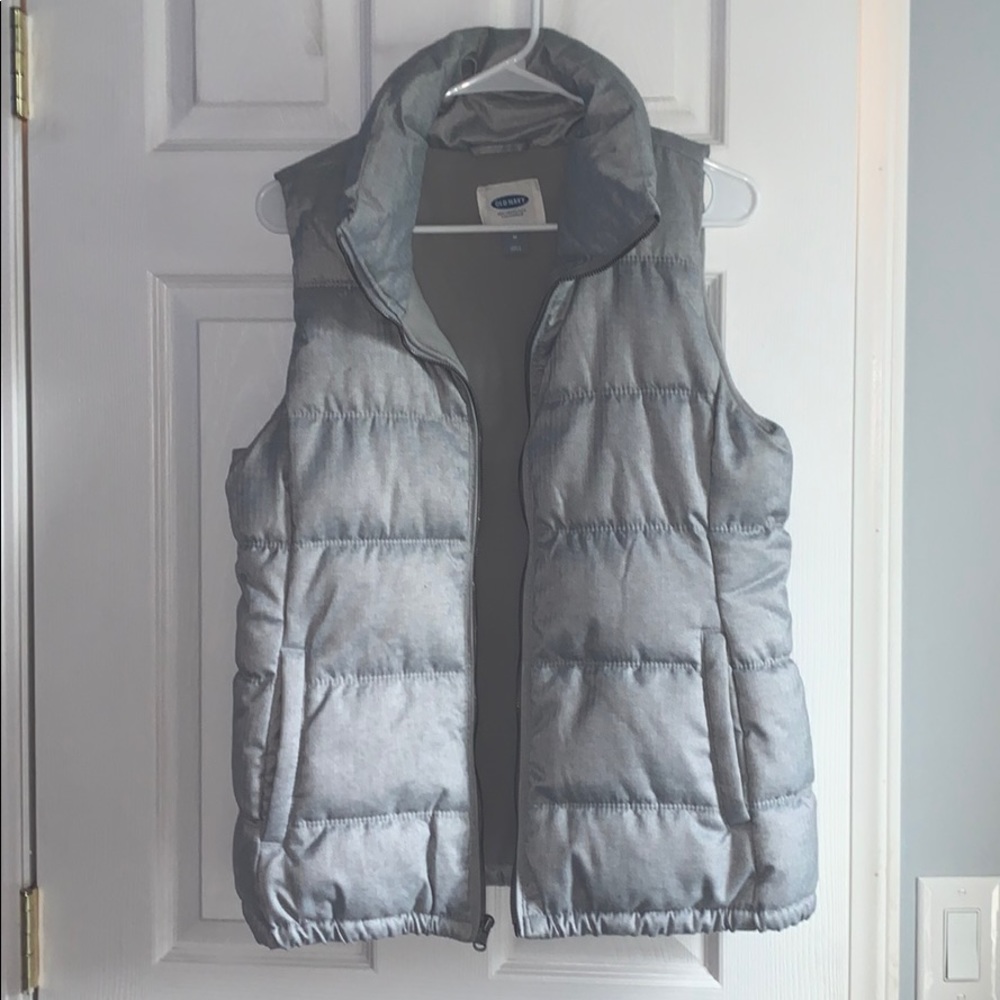 Old Navy Puffer Vest